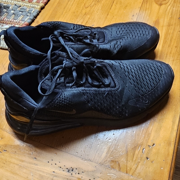 Nike Men\'s Black Athletic Shoes main image 4